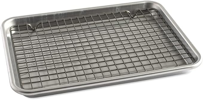 Nordic Ware Naturals® Quarter Sheet - Image 6