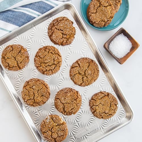 Nordic Ware Embossed Naturals Vintage Starburst, Natural Uncoated