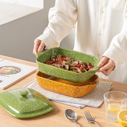 Ceramic Baking Dish with Lid for Casseroles (Green, 1 Qt)
