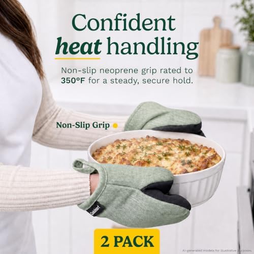 Cuisinart Mini Oven Mitts, 2-Pack, Neoprene Grip, Heat Resistant 350F