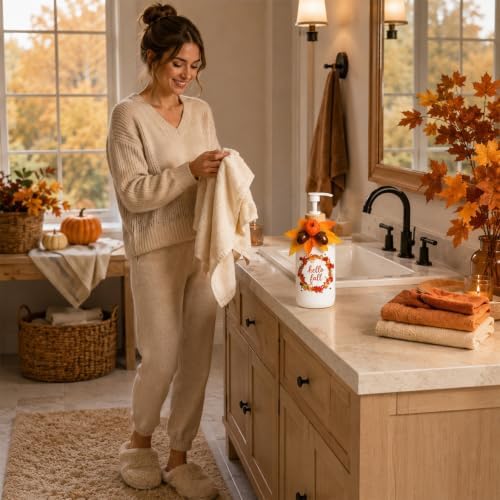 AnyDesign Hello Fall Soap Dispenser, with Artificial Leaves Pumpkin