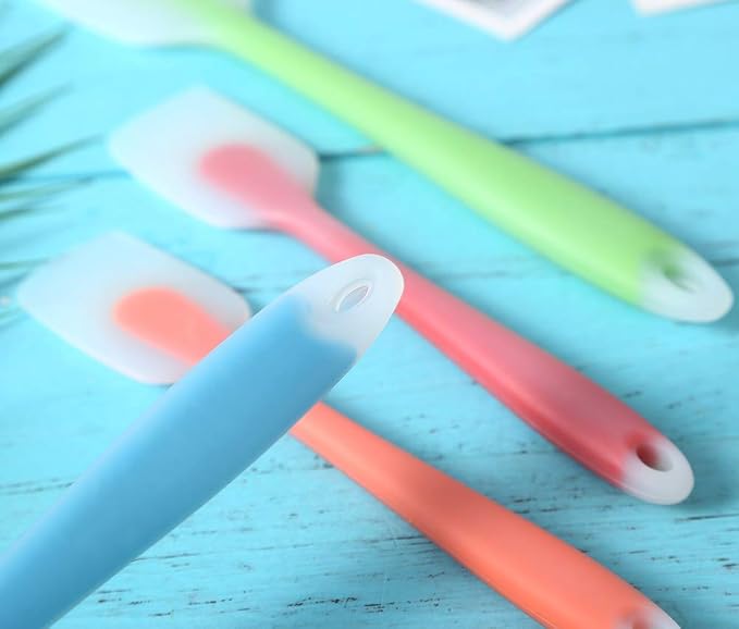 HiramWare Silicone Spatula Set of 4 - Image 3