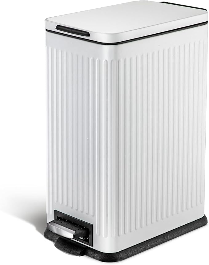 Home Zone Living 4 Gallon Kitchen Trash Can by HomeZoneLiving