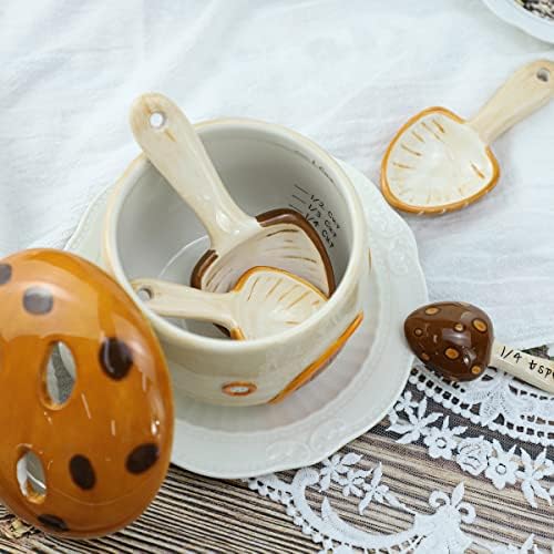 Sizikato 4pcs Porcelain Measuring Spoons with Base, Cartoon Mushroom