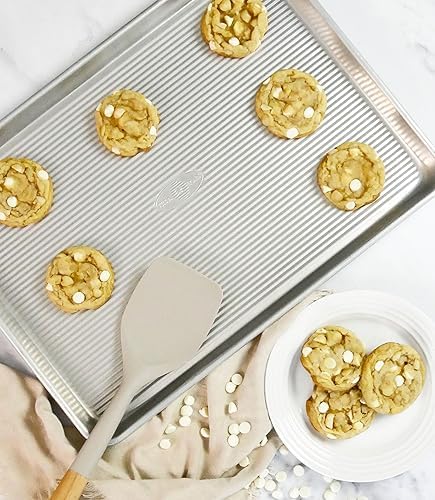 USA Pan Global Nonstick Aluminum Half Sheet Pan