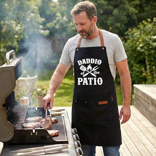 INNORU Daddio of the Patio Sign Apron with Pockets, Funny Cooking