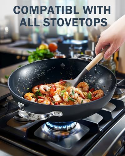 Cooks Standard Hard Anodized Nonstick 12-inch Chef’s Pan with Lid