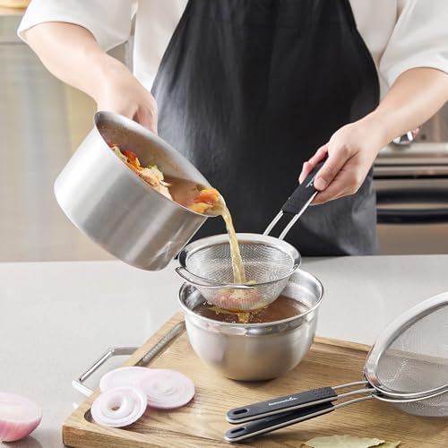 Restaurantware Round Stainless Steel Extra Fine Mesh Strainer Set