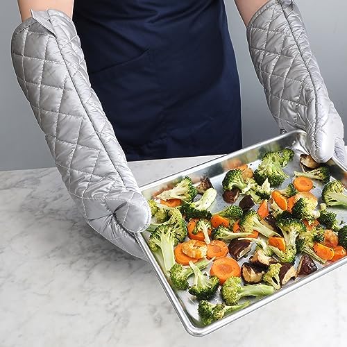 New Star Foodservice Oven Mitts with Extra Defense, up to 400F, Silver