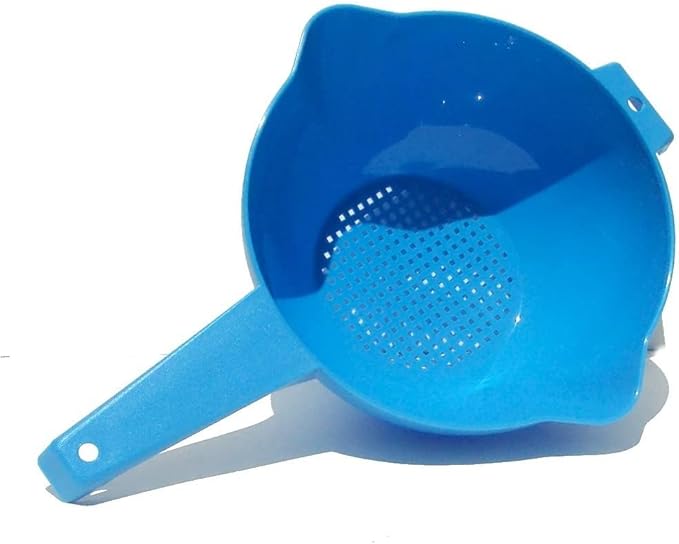 Tupperware 2 Quart Colander Strainer by Tupperware