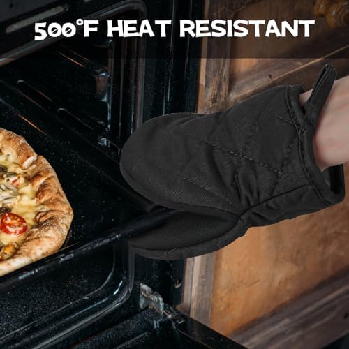 Oven Mitt and Pot Holder Set, Pack of 4, Silicone