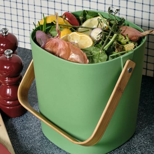 Bamboozle 1 Gallon Countertop Compost Bin, Avocado