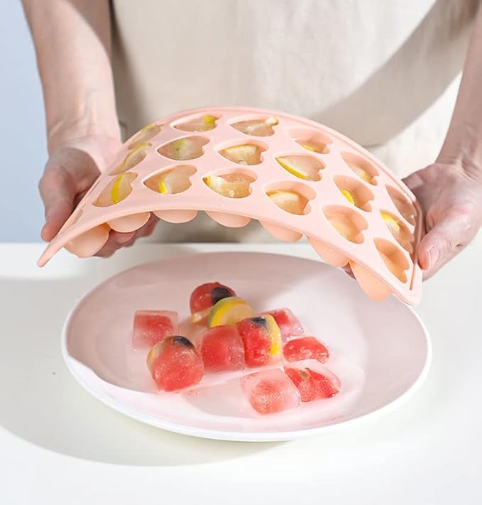Heart-Shaped Ice Cube Trays - Image 5