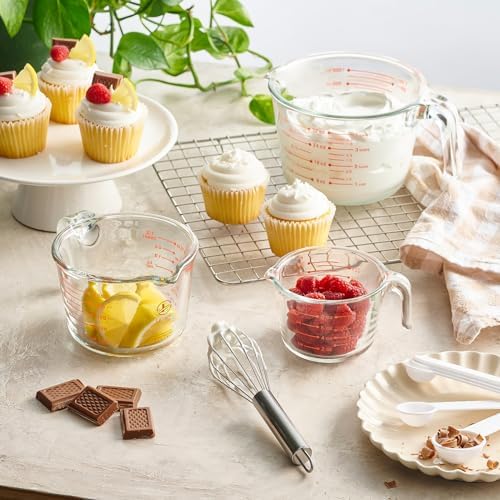 Le'raze Set of 3 Glass Measuring Cups with Measuring Spoons & Whisk
