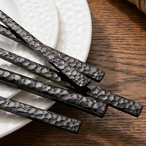 20 Piece Black Silverware Set,18/10 Stainless Steel Hammered Flatware