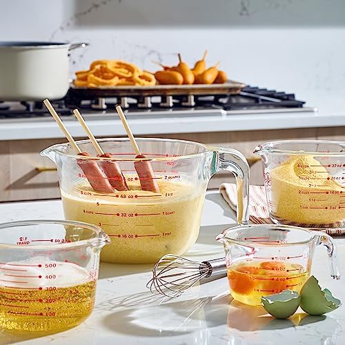 Le'raze Set of 3 Glass Measuring Cups with Measuring Spoons & Whisk