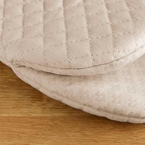 KitchenAid Asteroid Mini Oven Mitt Set, 5.5"x8", Milkshake Tan
