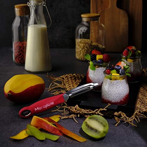 Microplane Professional Serrated Swivel Peeler for Tomato and Kiwi