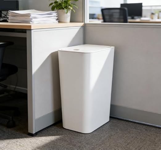 Compact Push-in Trash Can with Lid - Image 7