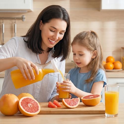 Jucoan 4 Pack 1 Liter Plastic Juice Carafe with Lids for Mimosa Bar