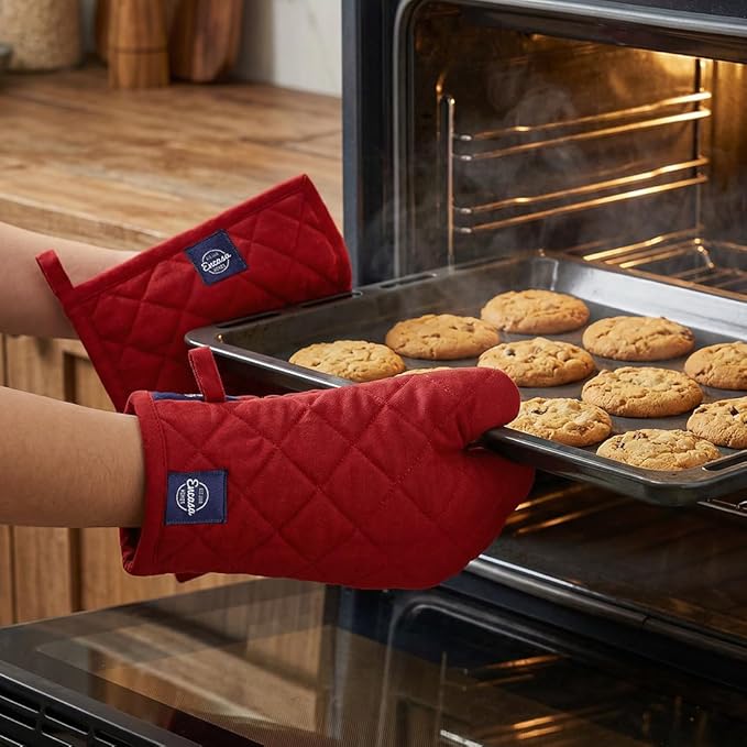 Encasa XO Heat Resistant 100% Cotton Oven Glove & Potholder Set - Image 8