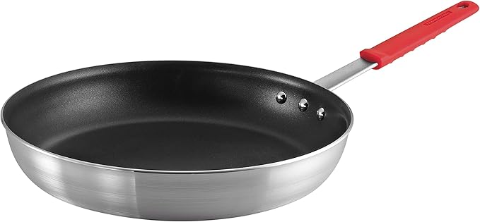 Tramontina Professional 14-Inch Non Stick Extra Large Frying Pan, Heavy-Gauge by Tramontina