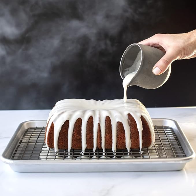 Nordic Ware Naturals® Quarter Sheet - Image 3