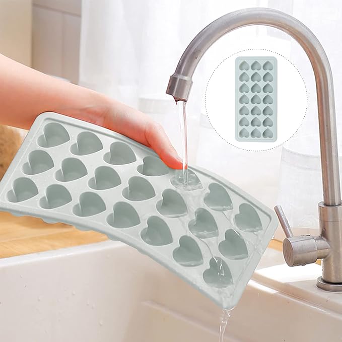Heart Shaped Ice Cube Trays - Image 7
