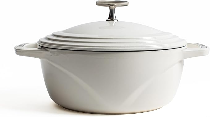 Lodge USA Enamel Dutch Oven 4.5 qt. by Lodge