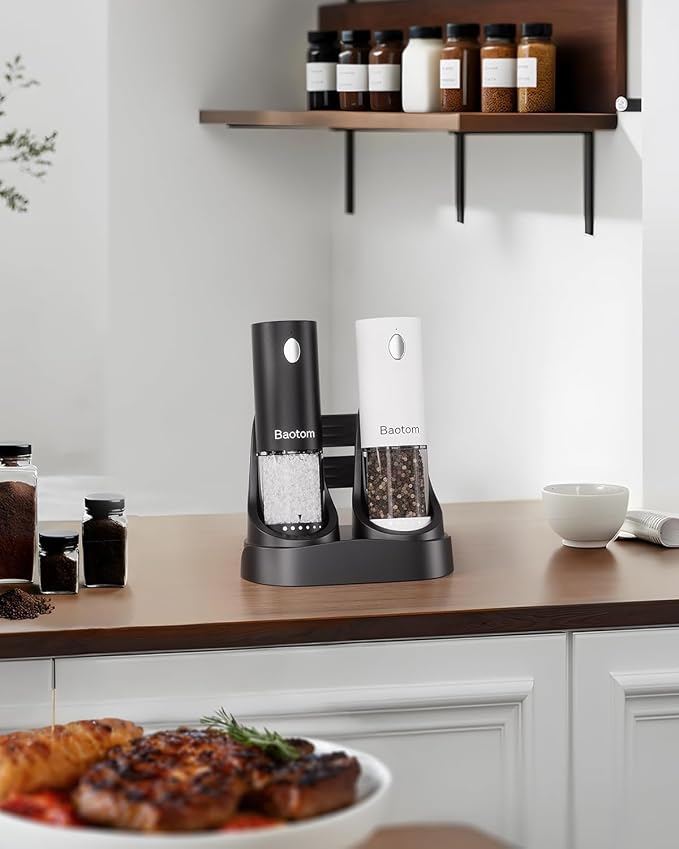 Electric Salt and Pepper Grinder Set - Image 6