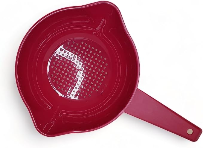 Tupperware 1 Quart Colander Strainer by Tupperware