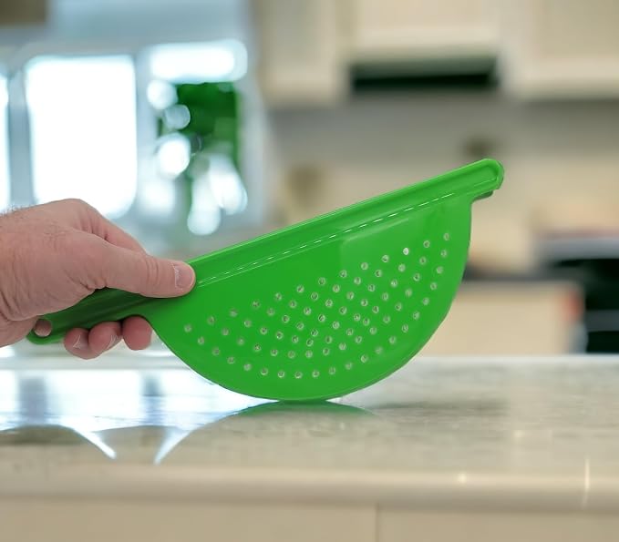 Handy Housewares Handheld Plastic Pot Drainer, Noodle & Pasta Strainer - Image 5