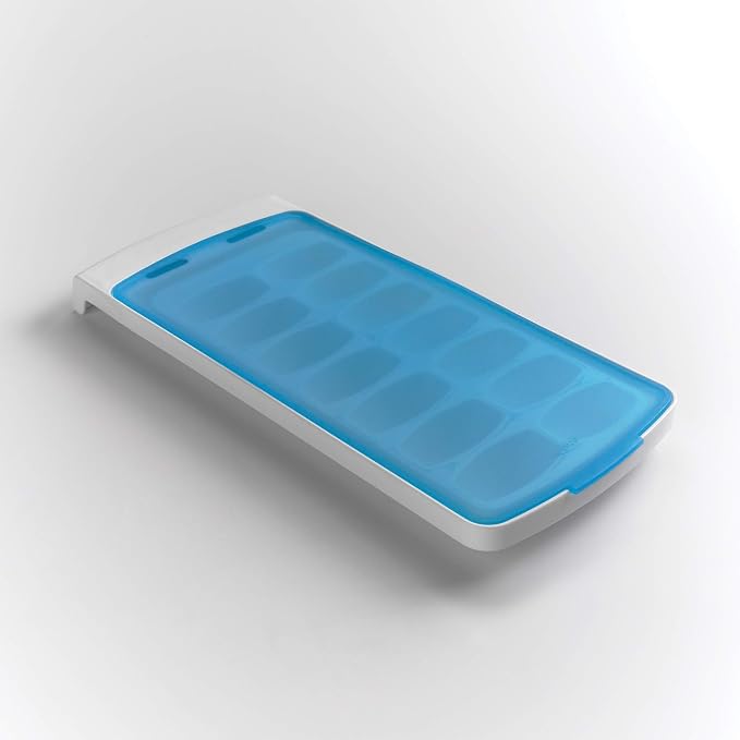 OXO Good Grips No-Spill Ice Cube Tray - Image 13