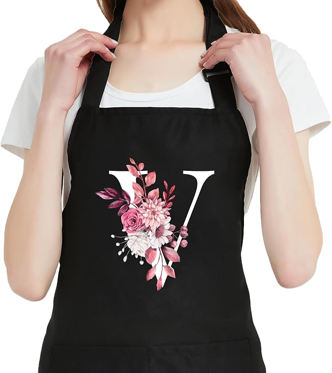 Personalized Aprons for Women by OzosKeiw