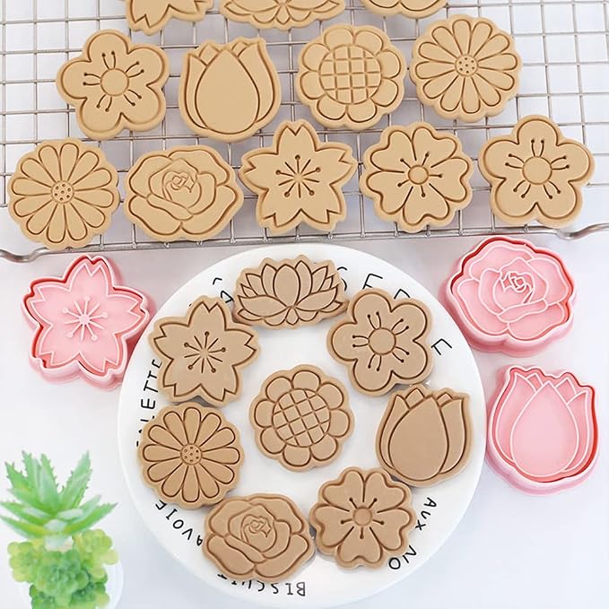 8 Pcs Cookie Cutters Set 3D Holiday Cookie Cutters - Image 5