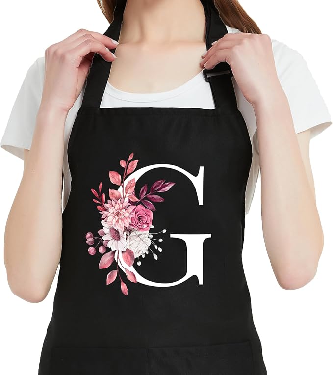 Personalized Aprons for Women by OzosKeiw