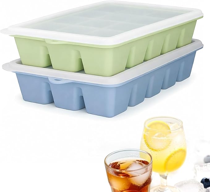 Silicone Ice Cube Tray with No-Spill Lid by ARTLEO