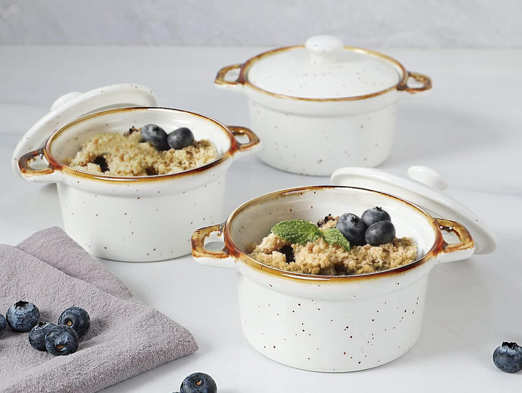 ONEMORE Mini Cocotte Set of 4, 6 oz Ceramic Ramekins with Lids and