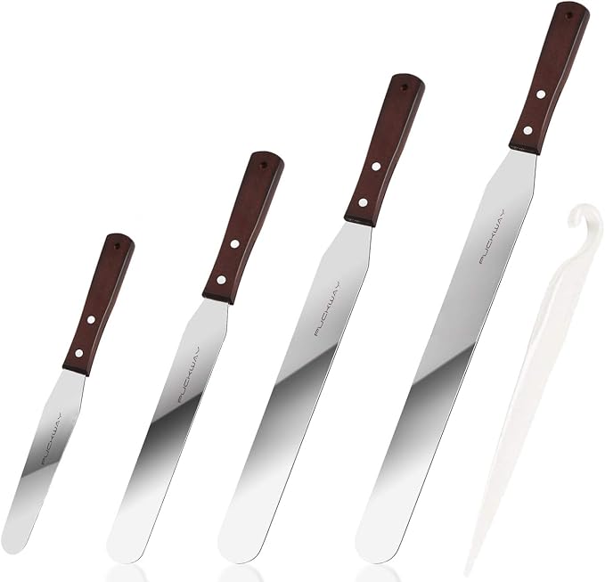 4PCS Cake Decorating Icing Spatula set by PUCKWAY