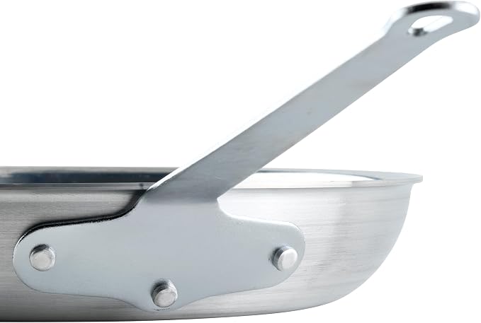 Winco Commercial-Grade Aluminium Fry Pan/Skillet, Mirror Finish - Image 5