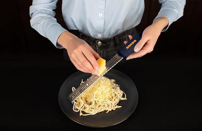 Deiss PRO Citrus Zester & Cheese Grater - Image 5