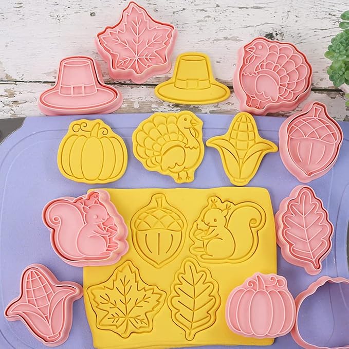 8-Pcs Thanksgiving Cookie Cutters Set 3D Pumpkin, Maple leaf, Squirrel Cookie - Image 4