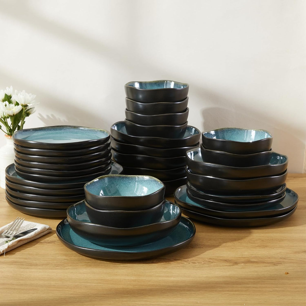 Stoneware Dinnerware Sets for 8, 32Pcs Ceramic Plates and Bowls Sets