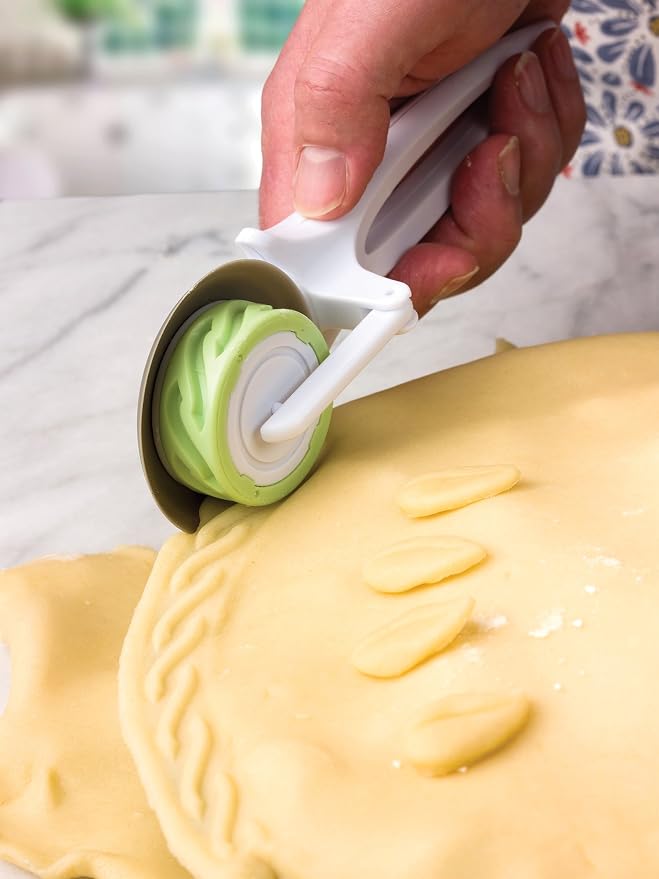 Fox Run Pie Top Cutters and Decorating Kit, 11-Piece Set - Image 11