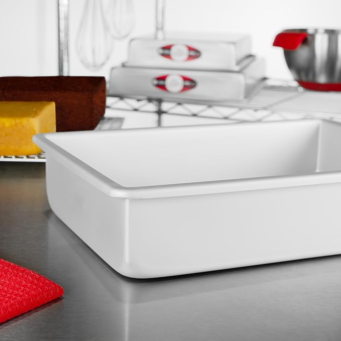 Fat Daddio's POB-9133 Anodized Aluminum Sheet Cake Pan - Image 3