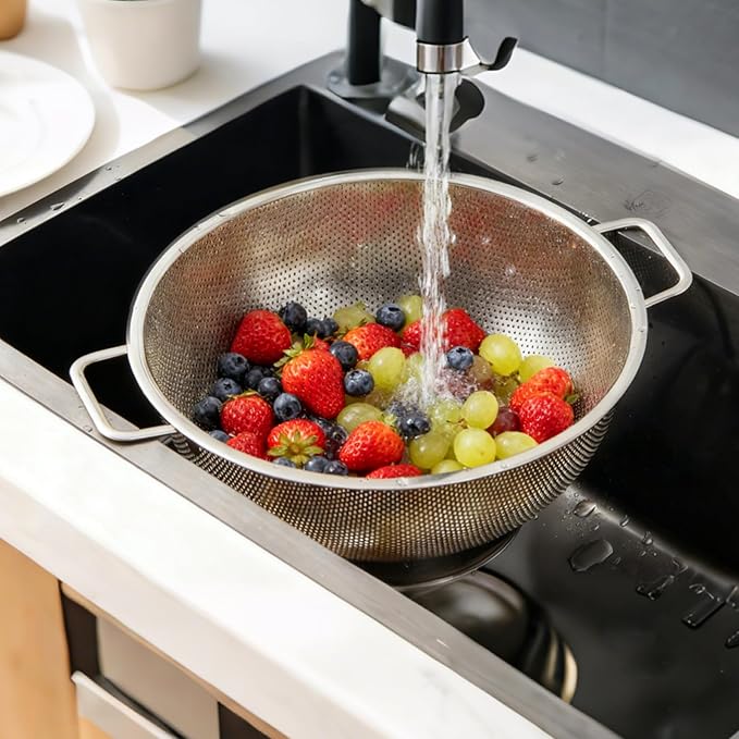 304 Stainless Steel Colander, Micro-Perforated 5-Quart Strainer - Image 3