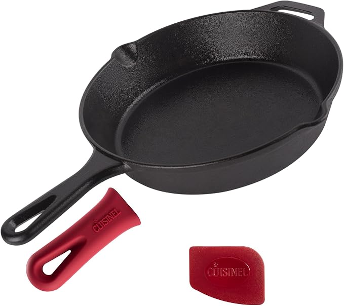 Cast Iron Skillet by Cuisinel