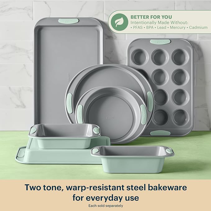 Pyrex 3-Piece Metal Cookie Sheet Bakeware Set, Lightweight Stainless Steel - Image 3