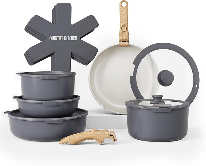 Country Kitchen Cookware Set by CountryKitchen