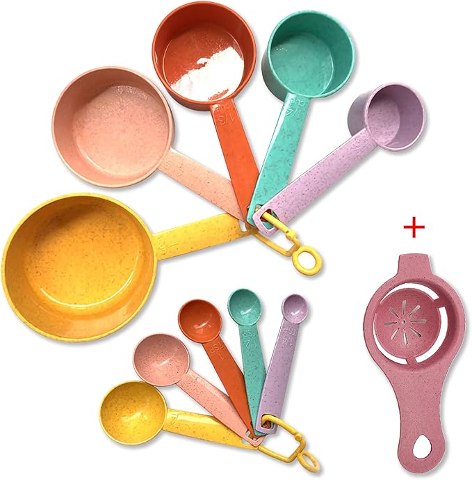 Plastic Measuring Cups and Spoons Set by YUZI